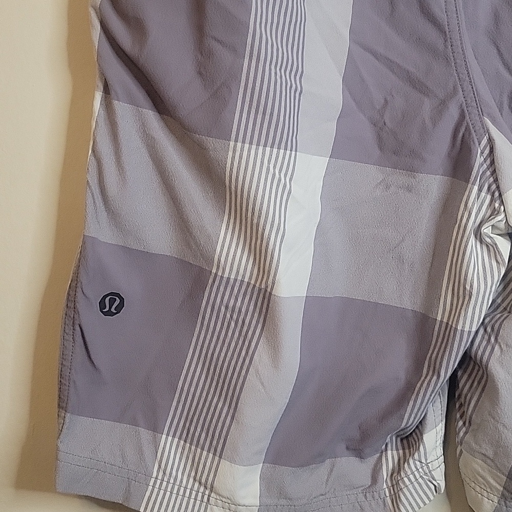 Lululemon Gray Plaid Men's Shorts Sz 36 Good Condition - Picture 5 of 10